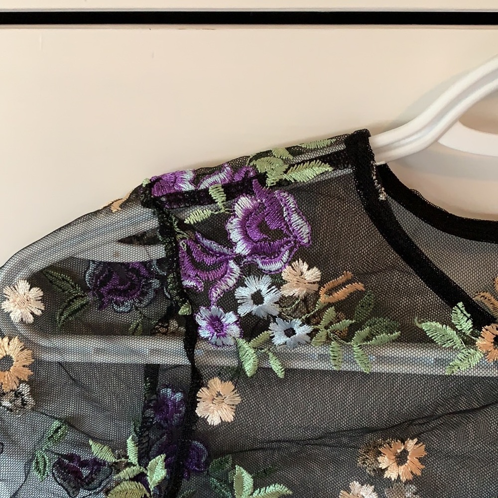 Floral Mesh Top - Picture 2 of 2